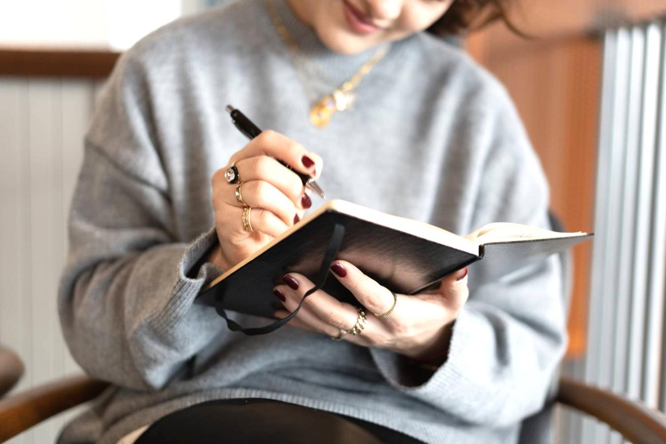 Espace de travail organisé pour l'apprentissage en ligne